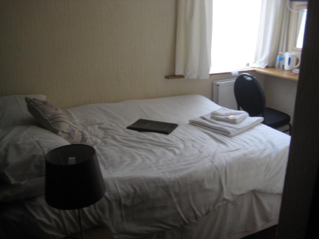 Double Room,79722333:JPEG